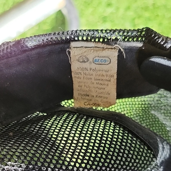 Black and Gold Trucker Hat - Picture 5 of 5